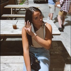 Meet your Posher, Jane